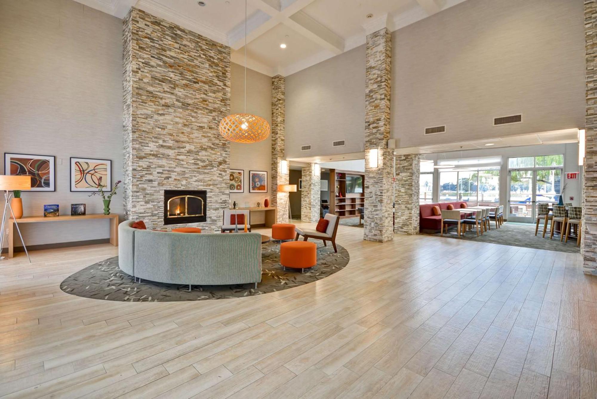 Homewood Suites By Hilton - Oakland Waterfront Exterior foto