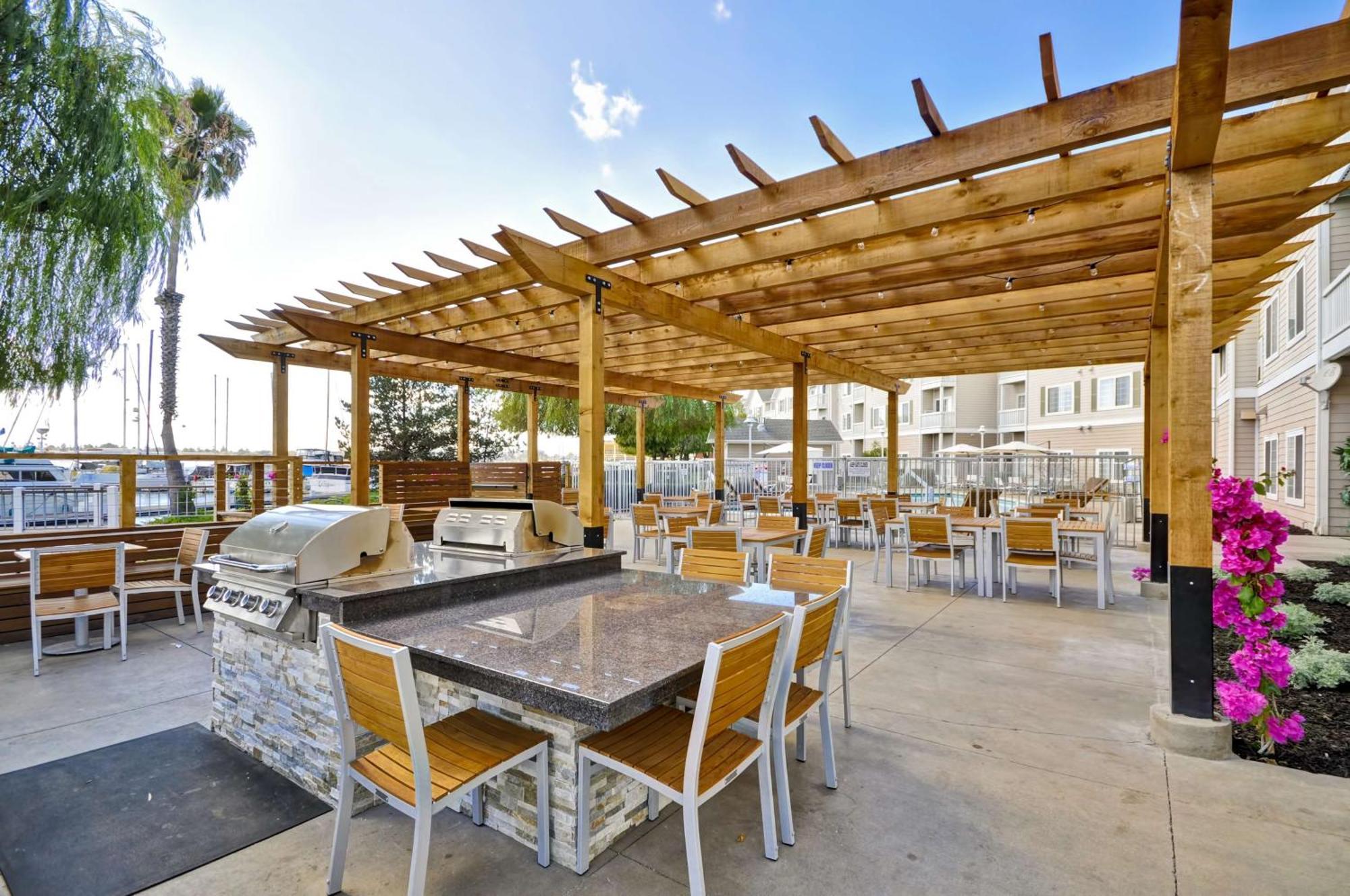 Homewood Suites By Hilton - Oakland Waterfront Exterior foto