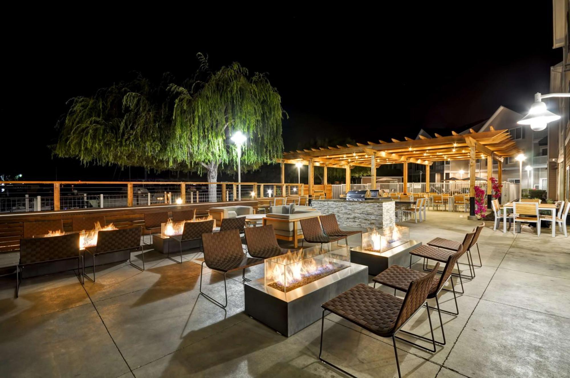 Homewood Suites By Hilton - Oakland Waterfront Exterior foto