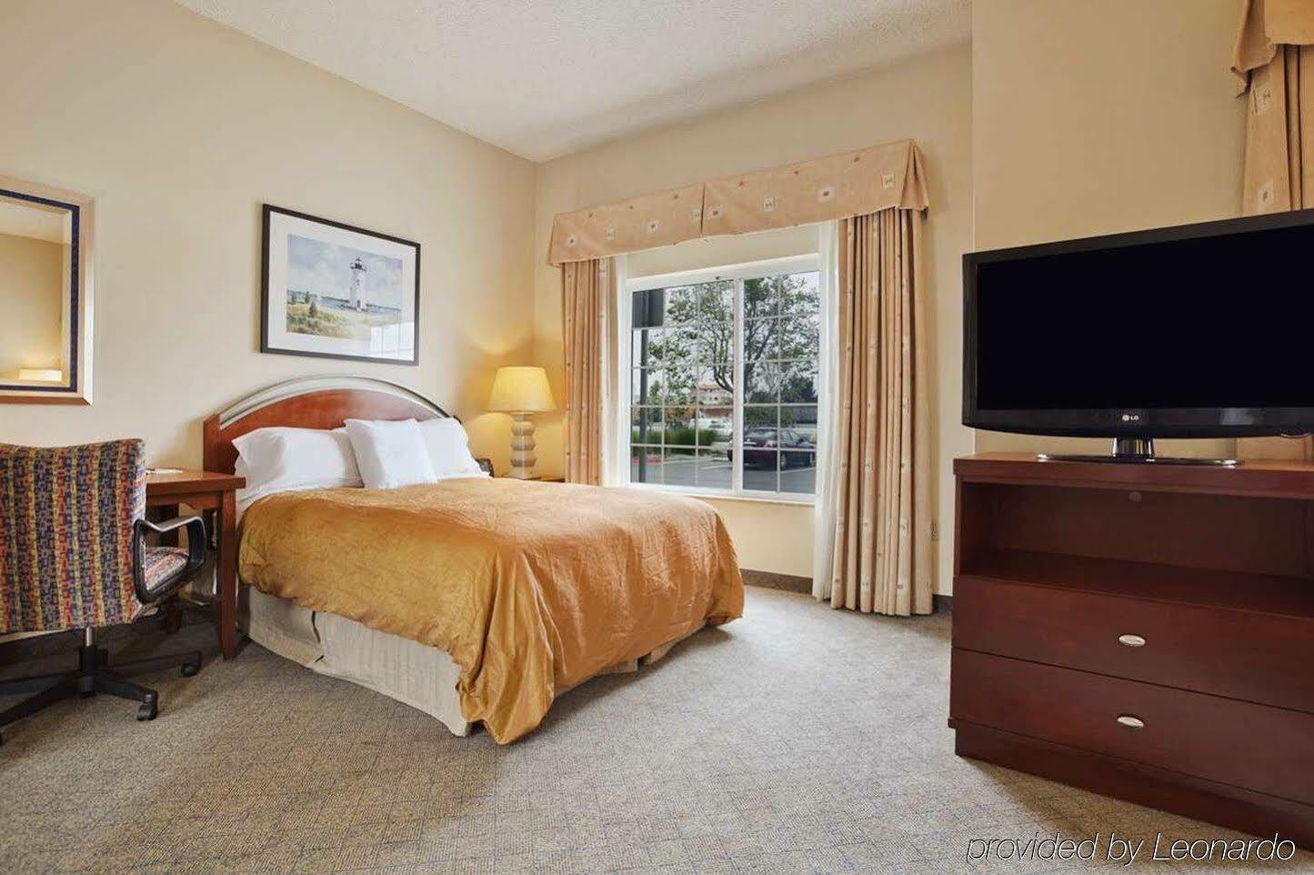 Homewood Suites By Hilton - Oakland Waterfront Exterior foto